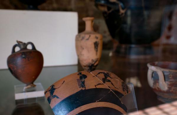 Amphora Decoration Detail